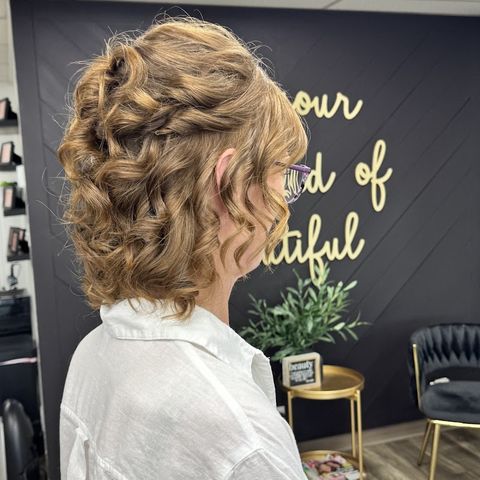 Rose Belle Salon and spa, hair salon in Dickinson, ND